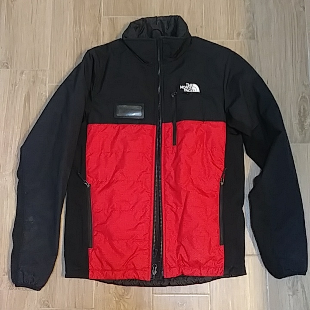 North Face mens jacket sz XS with stow pocket
